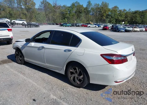 2017 Honda Accord Lx z USA, uszkodzony, nr VIN 1HGCR2F32HA238603